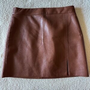 Aritzia Wilfred Patio Vegan Leather Skirt
